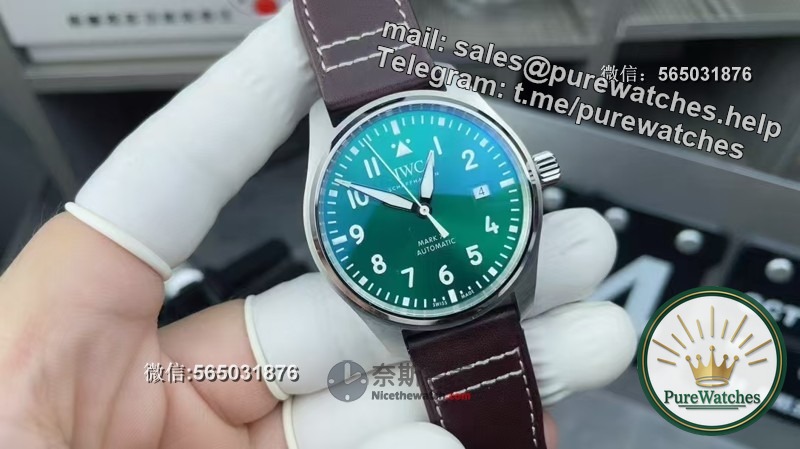 New work in the V7 Factory IWC pilot series! Mark 20 vs. Mark 18, which one do you prefer?