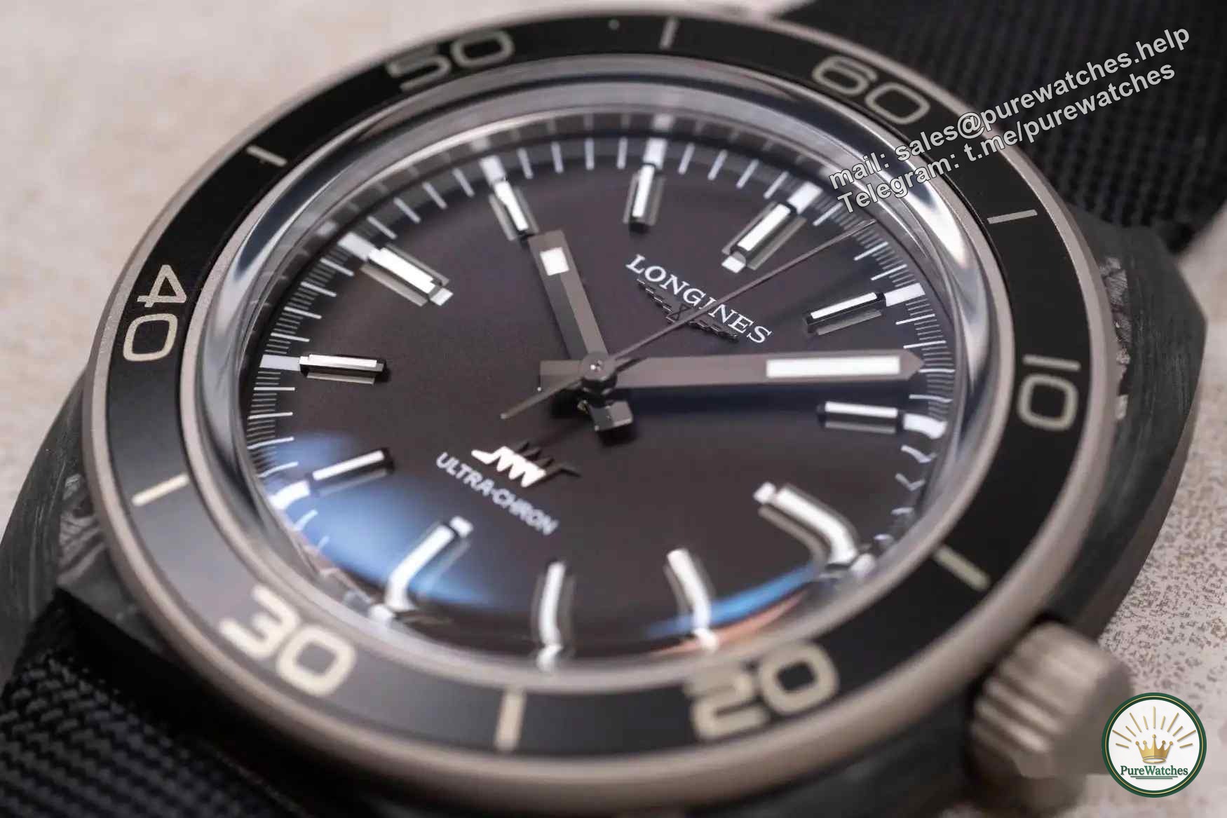 Longines makes another big move! The first carbon fiber watch case Ultra-Chron Carbon is here!