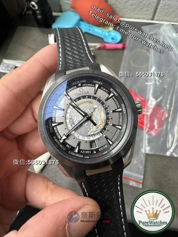 How about the VS factory Haima 150 titanium case black world time replica watch? Is there any difference between the movement and the original one?