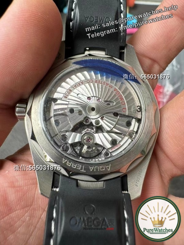 How about the VS factory Haima 150 titanium case black world time replica watch? Is there any difference between the movement and the original one?