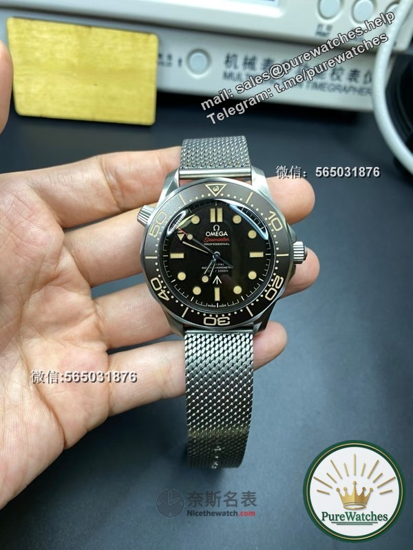 VS factory Omega Seamaster 300 “No Time to Die” 007 replica watch, made of pure titanium, light and comfortable, close your eyes and rush!