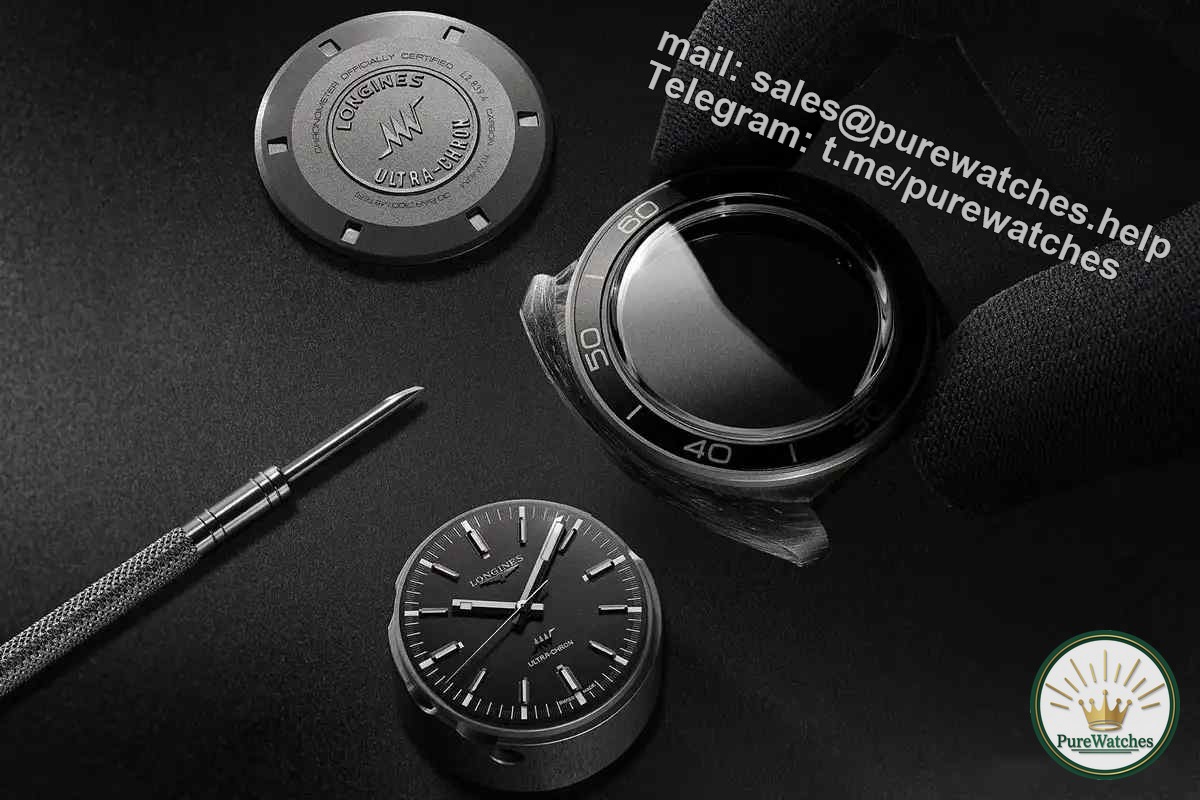 Longines new products explode! Ultra-Chron Carbon forged carbon watch, with a trendy black futuristic feel!