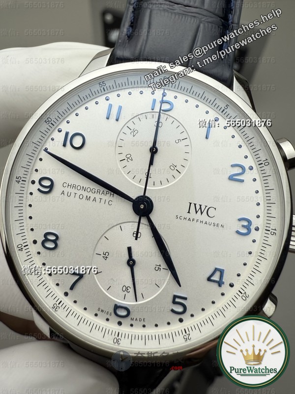 Comparing ZF Factory IWC’s dense bottom and transparent bottom, which one is more worth buying?