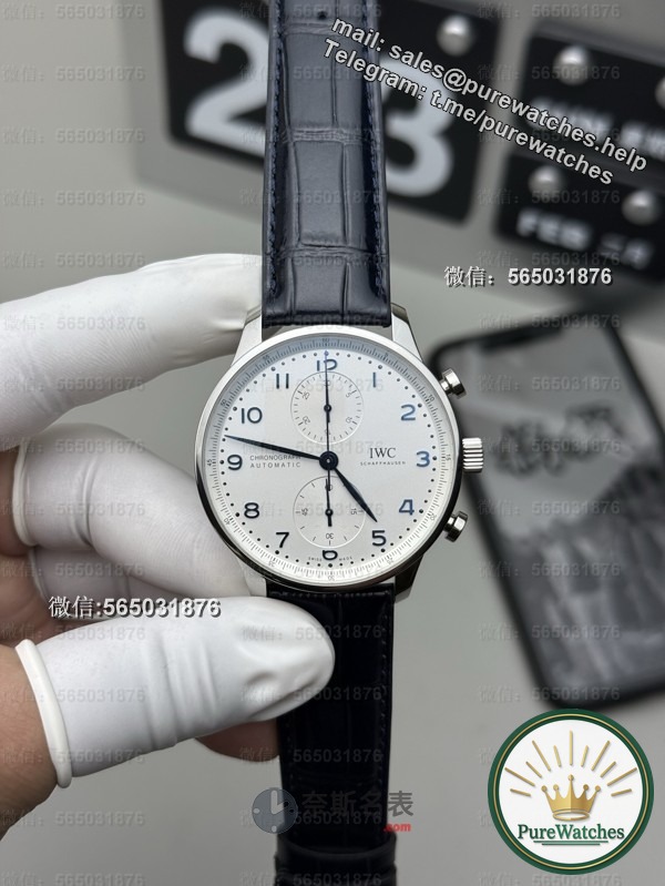 Comparing ZF Factory IWC’s dense bottom and transparent bottom, which one is more worth buying?