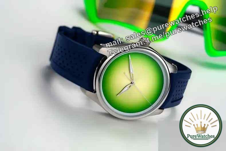Which one looks better, lime green VS aurora green? The ultimate comparison of H. Moser & Cie. green watches