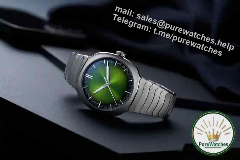 Which one looks better, lime green VS aurora green? The ultimate comparison of H. Moser & Cie. green watches