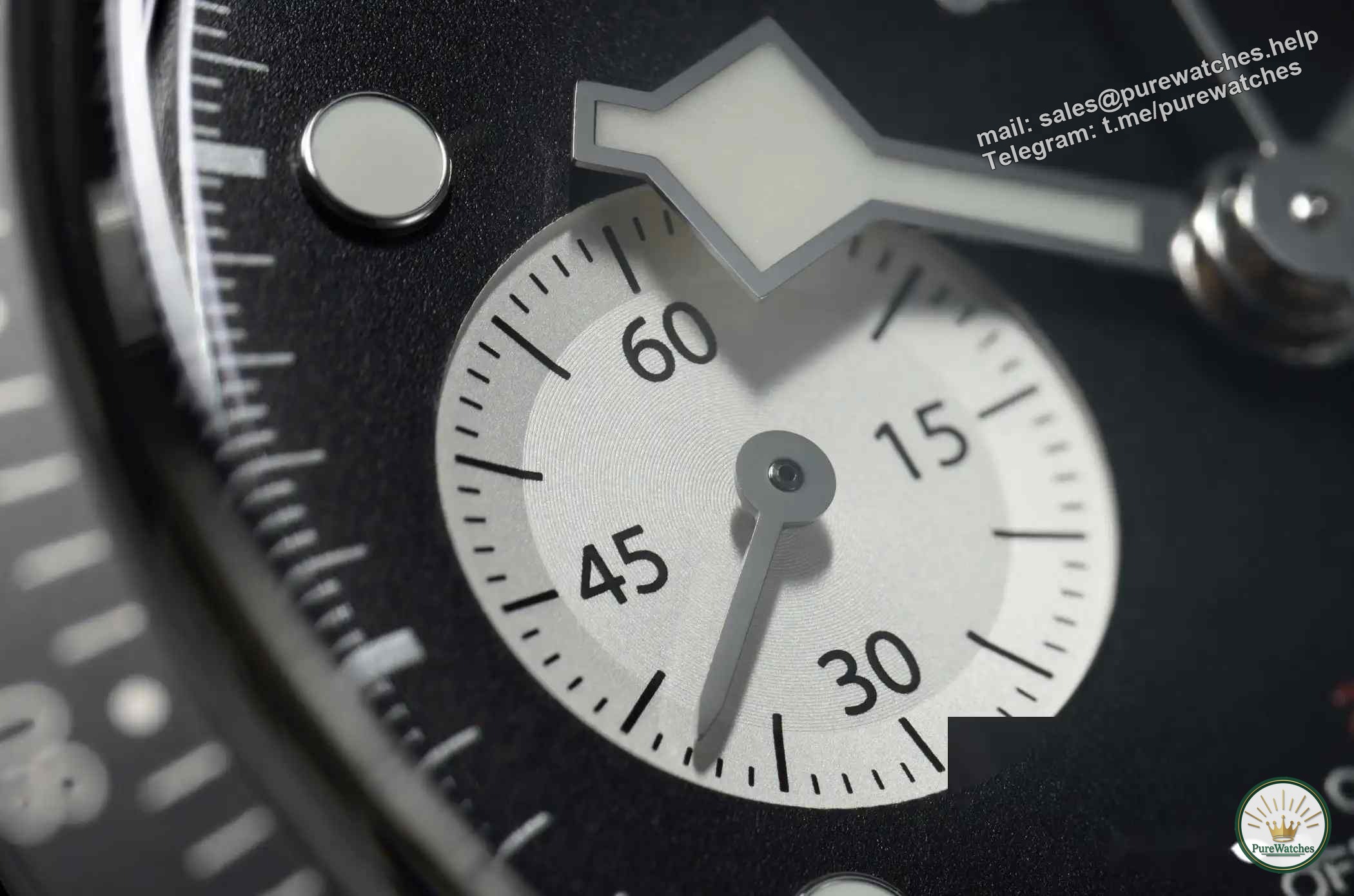 Which cost-effective chronograph is better? Tudor Black Bay Chronograph Comparative Review