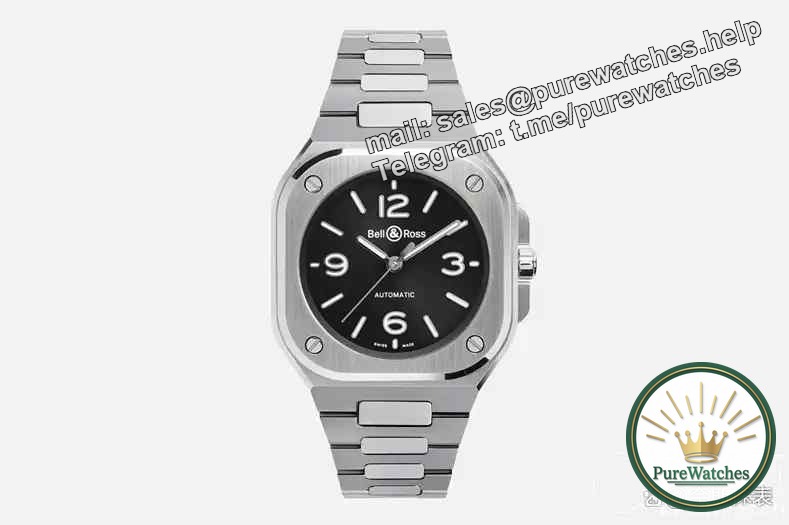 Good news for small wrists! Bell & Ross’ new BR-05 36mm watch is launched in four beautiful colors!
