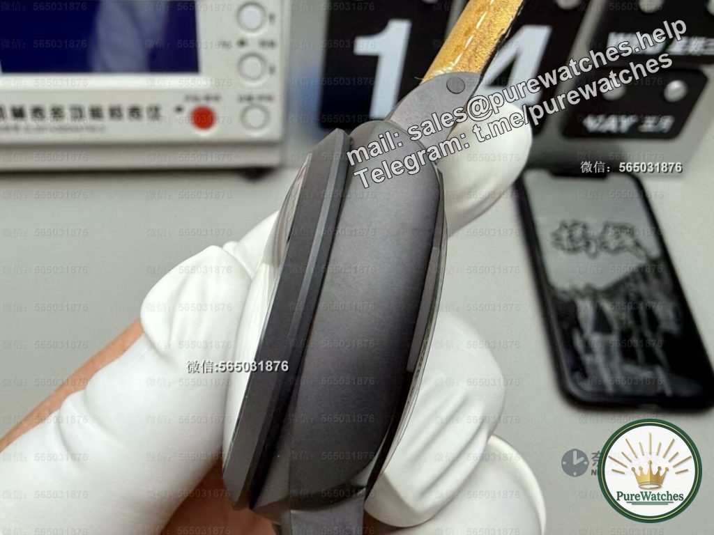 Are replica watches also involuted? VS factory Panerai 441 black ceramic watch, the texture of black ceramic is so amazing!