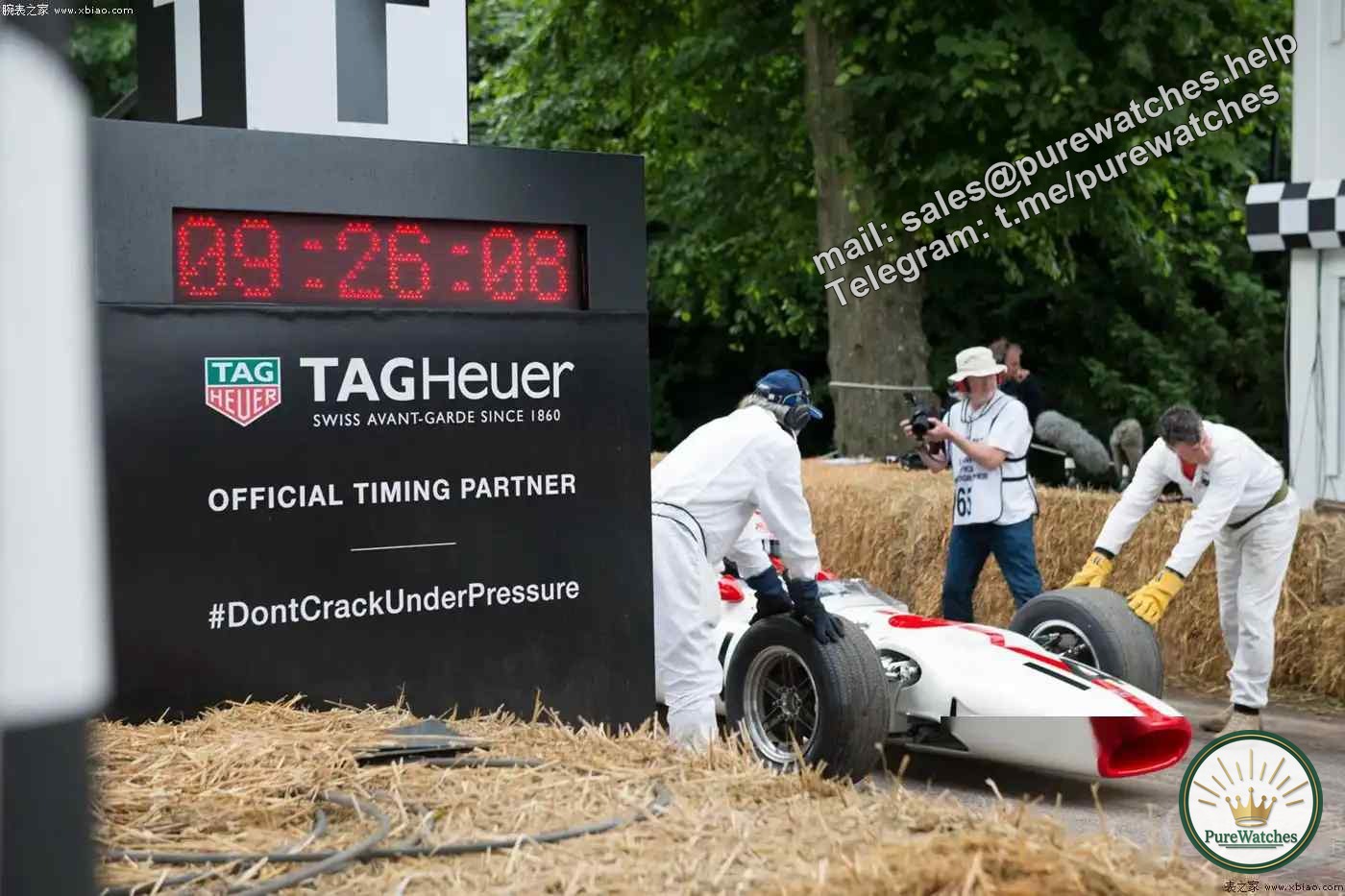 Racing table ceiling! TAG Heuer Carrera’s new work, the British racing green + red chronograph hands are too poisonous!