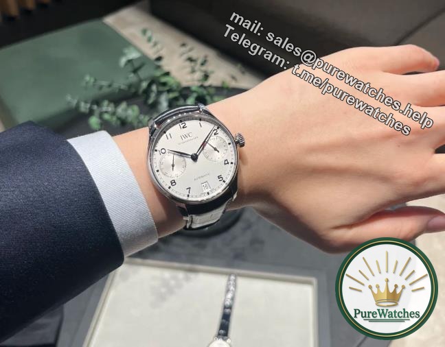 What is the strength of a 36-year-old wearing a watch worth about 100,000 yuan?