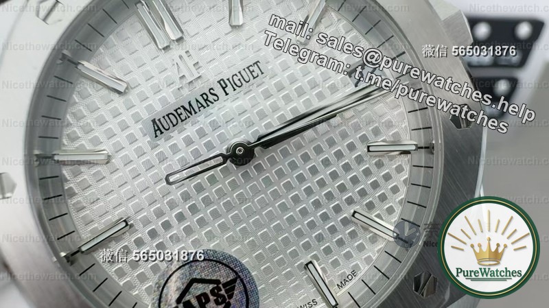 Finally the version is corrected! APS’s new Royal Oak 15500 white surface (V4 version) is released: radial pattern + instantaneous calendar, full of details!