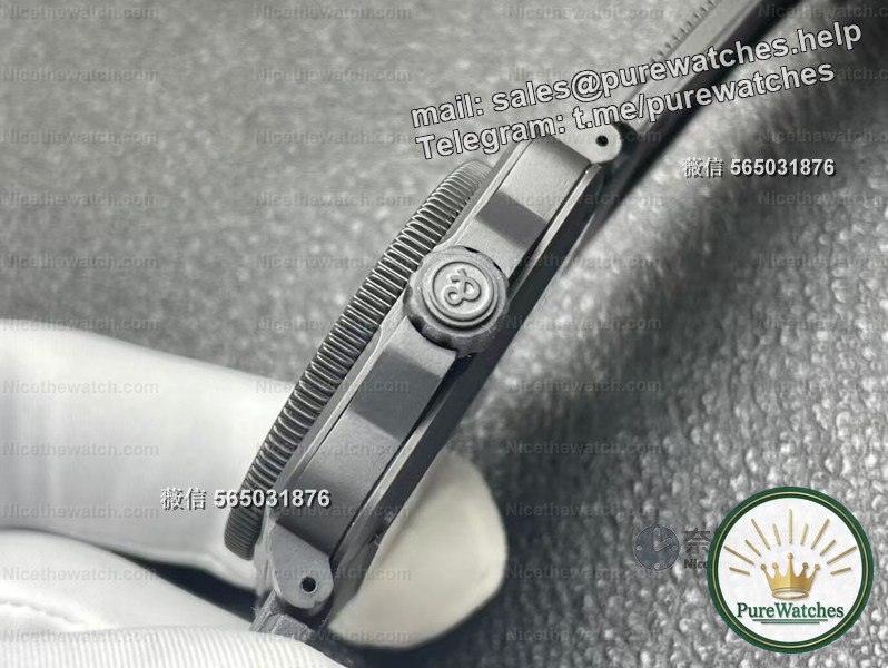 The square shell has countless fans! This full-luminous Bell & Ross BR03 is hard to take off when you put it on!