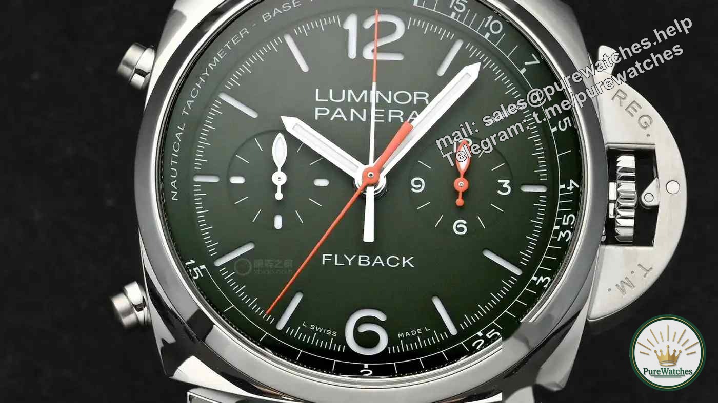 Italian naval origin! Panerai navy green flyback chronograph watch, perfect for recognition and rare on the market
