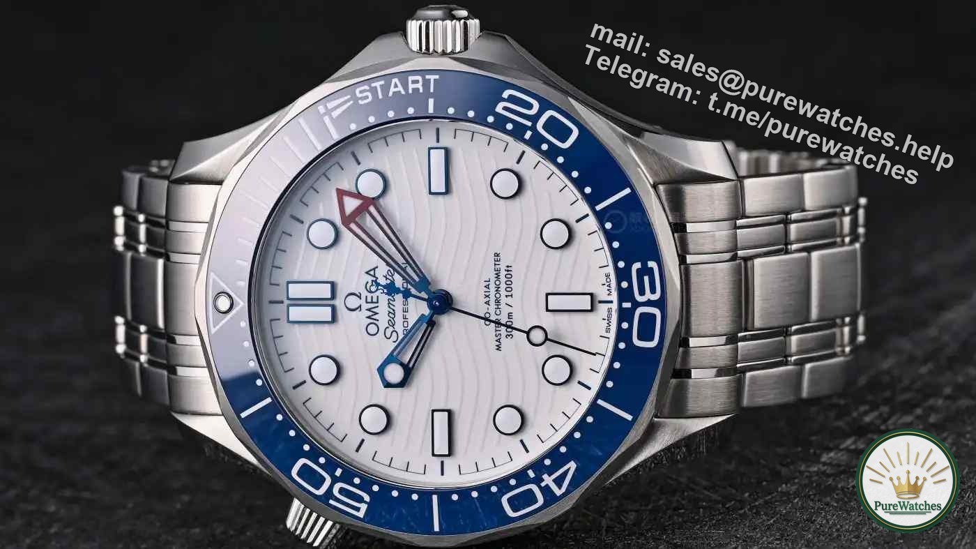Omega Seamaster 300m America’s Cup special edition! Regatta timing ring + blue and white ceramic plate, both performance and appearance