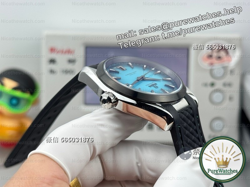 I tried on the new VS Haima 150 ceramic ring turquoise gradient disc: this detail really made my heart beat!