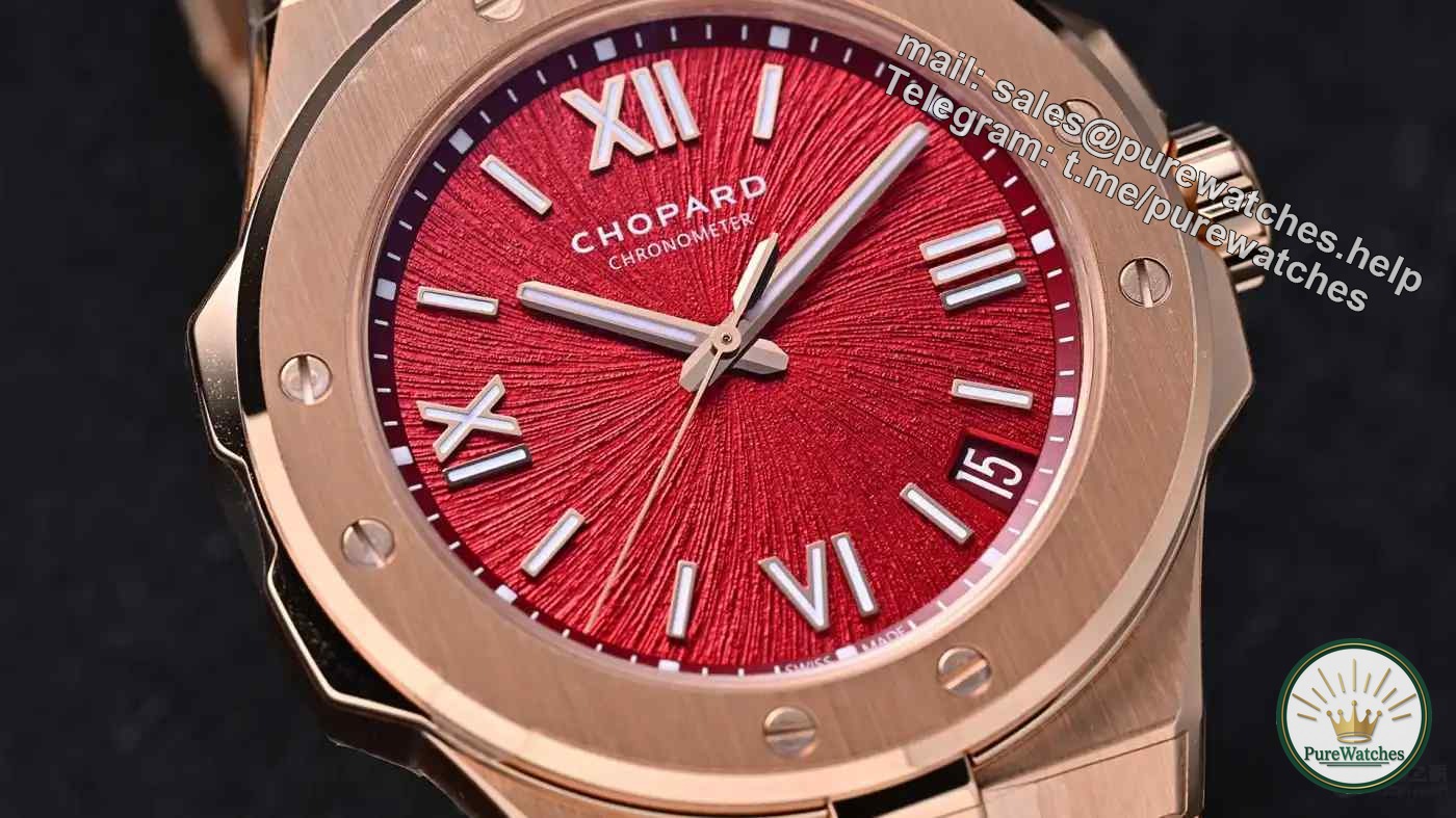 Chopard’s “Danxia Red” watch is available in limited edition! Eagle-eye texture blends with Chinese landforms, setting a new benchmark for luxury sports watches