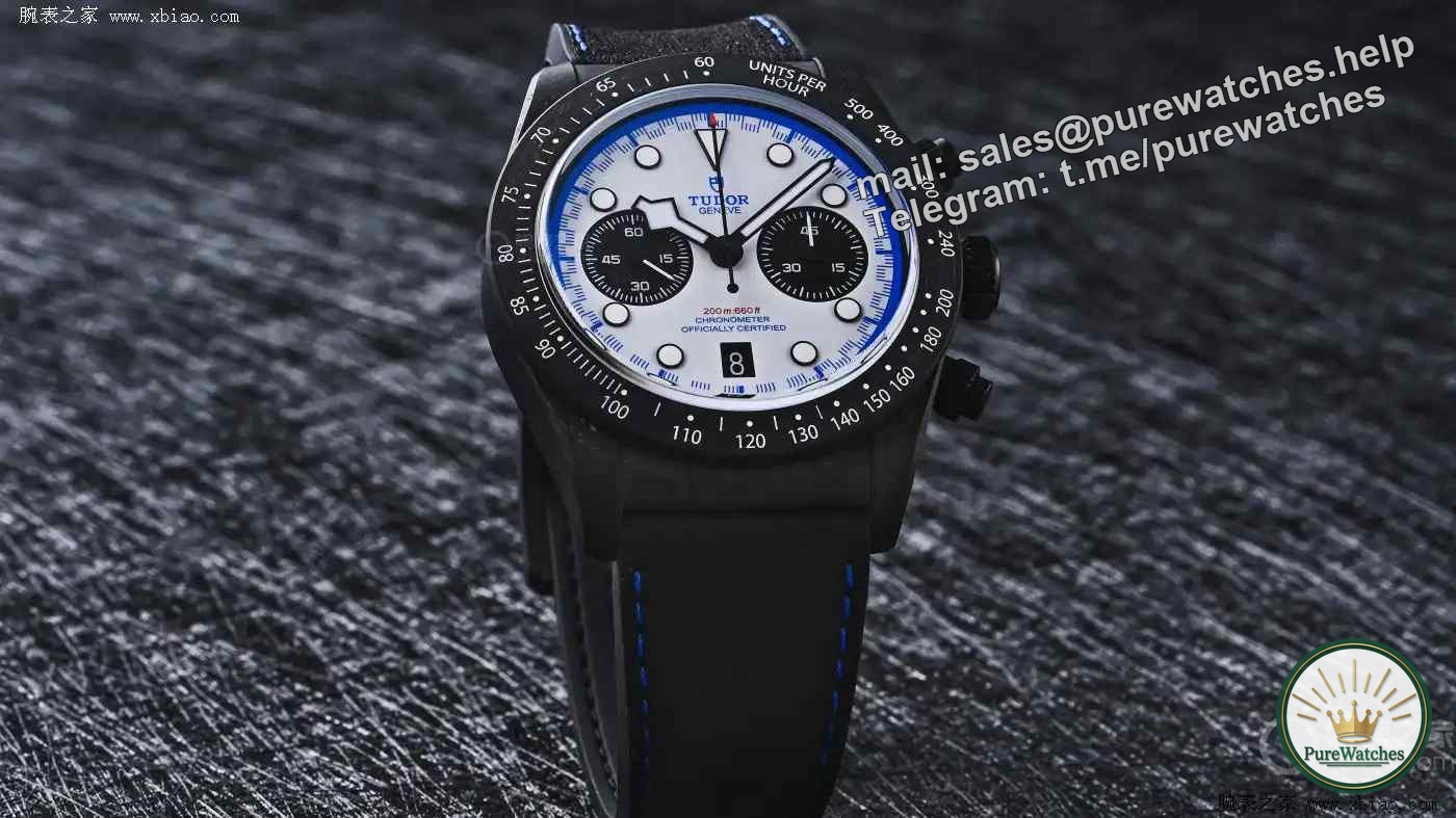 Limited to 2025 pieces! Tudor joins hands with F1 Toro Rosso to launch the Black Bay carbon fiber chronograph watch that arouses the enthusiasm of racing fans!