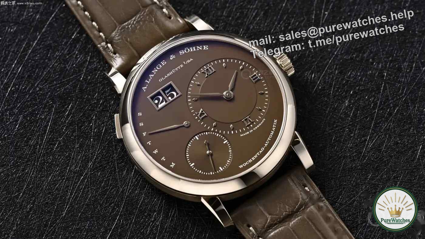 Limited to 250 pieces! Lange 1 retrograde week uses honey gold for the first time, which is low-key and luxurious at a glance.