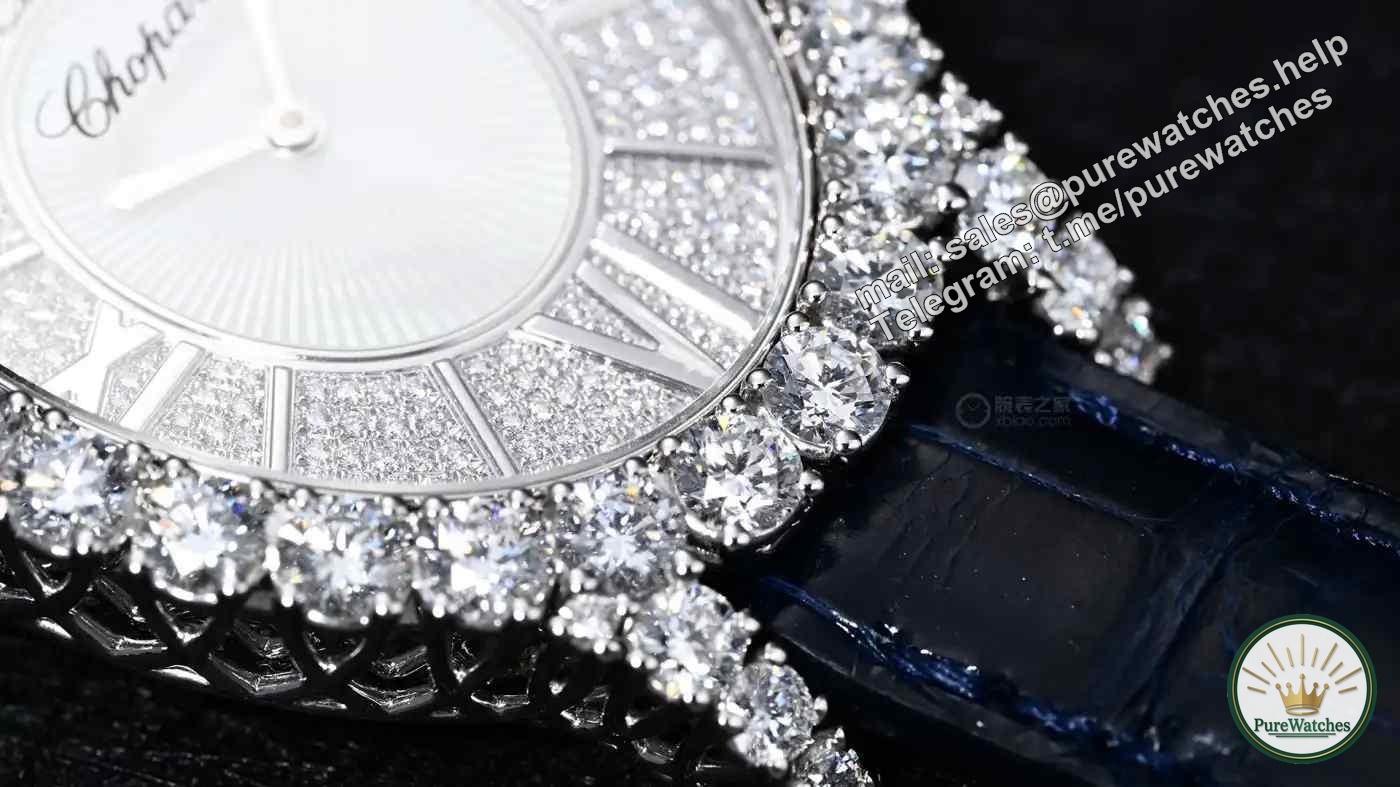 What does a million-level Chopard diamond watch look like? Oval platinum case + full diamond inlay, the ceiling of jewelry watches is coming