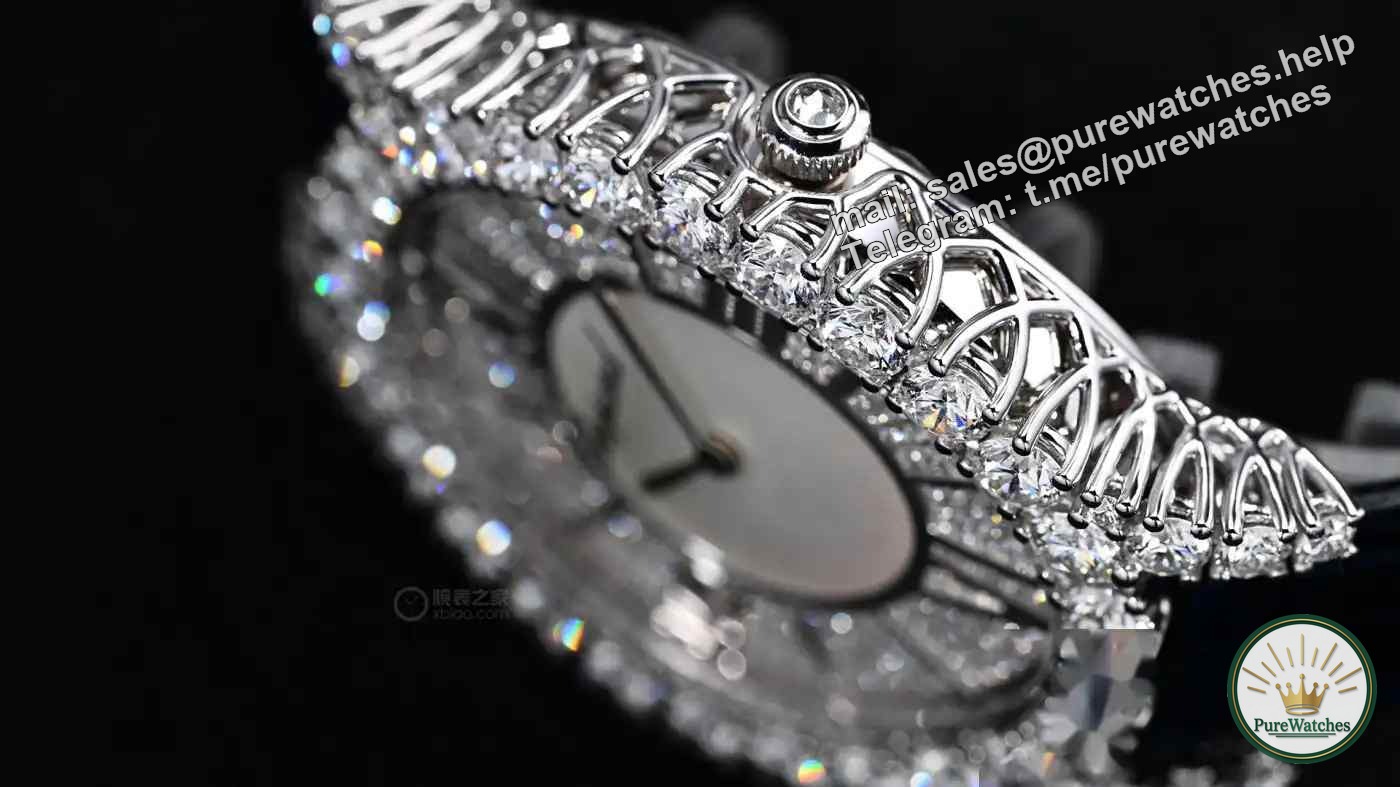 What does a million-level Chopard diamond watch look like? Oval platinum case + full diamond inlay, the ceiling of jewelry watches is coming
