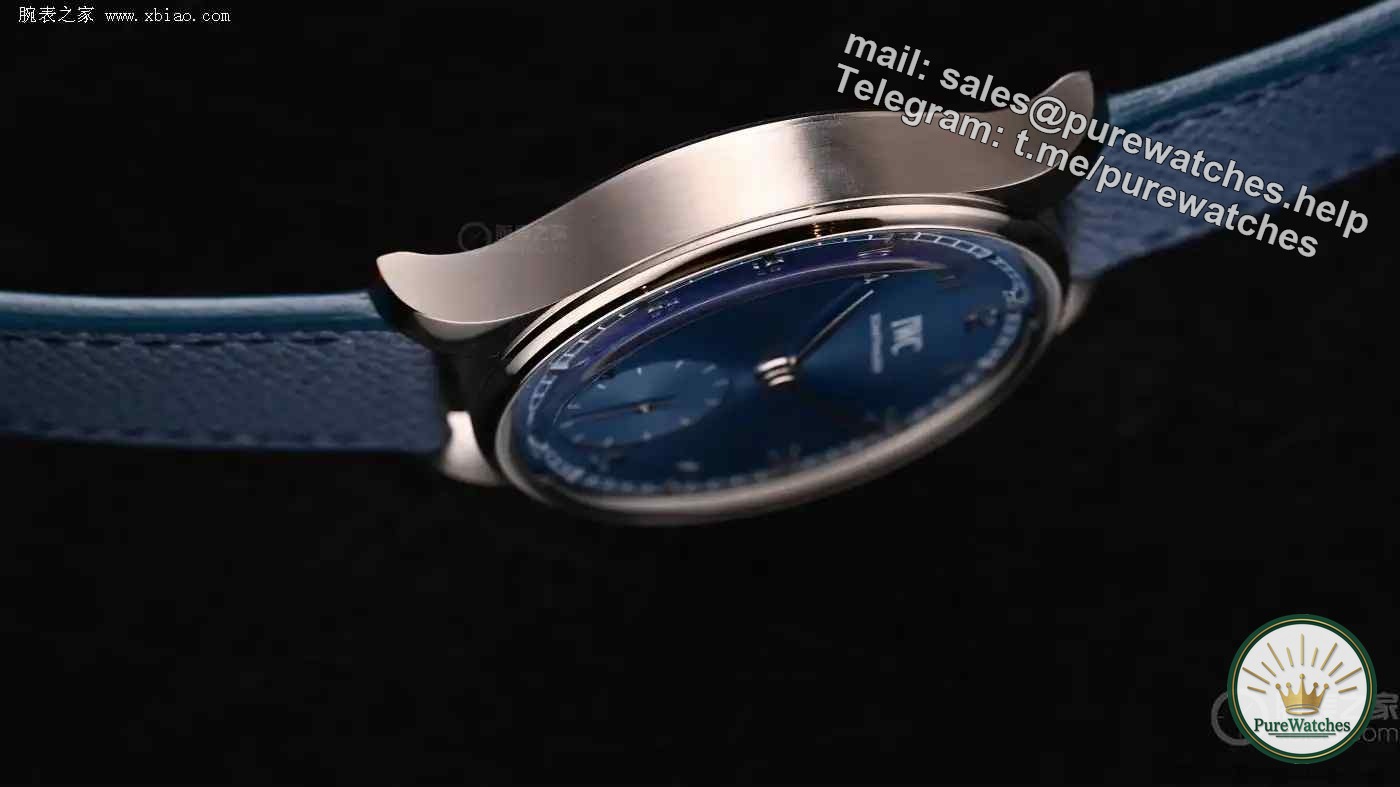 Commuter ceiling for spring and summer! IWC Platinum Ice Blue Portuguese design, this touch of blue makes fine steel instantly lose its fragrance.