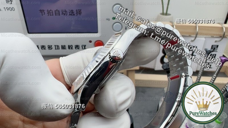 Purewatches actual test: 2026 VS factory gradient green log V2, can this green color really match the genuine product?