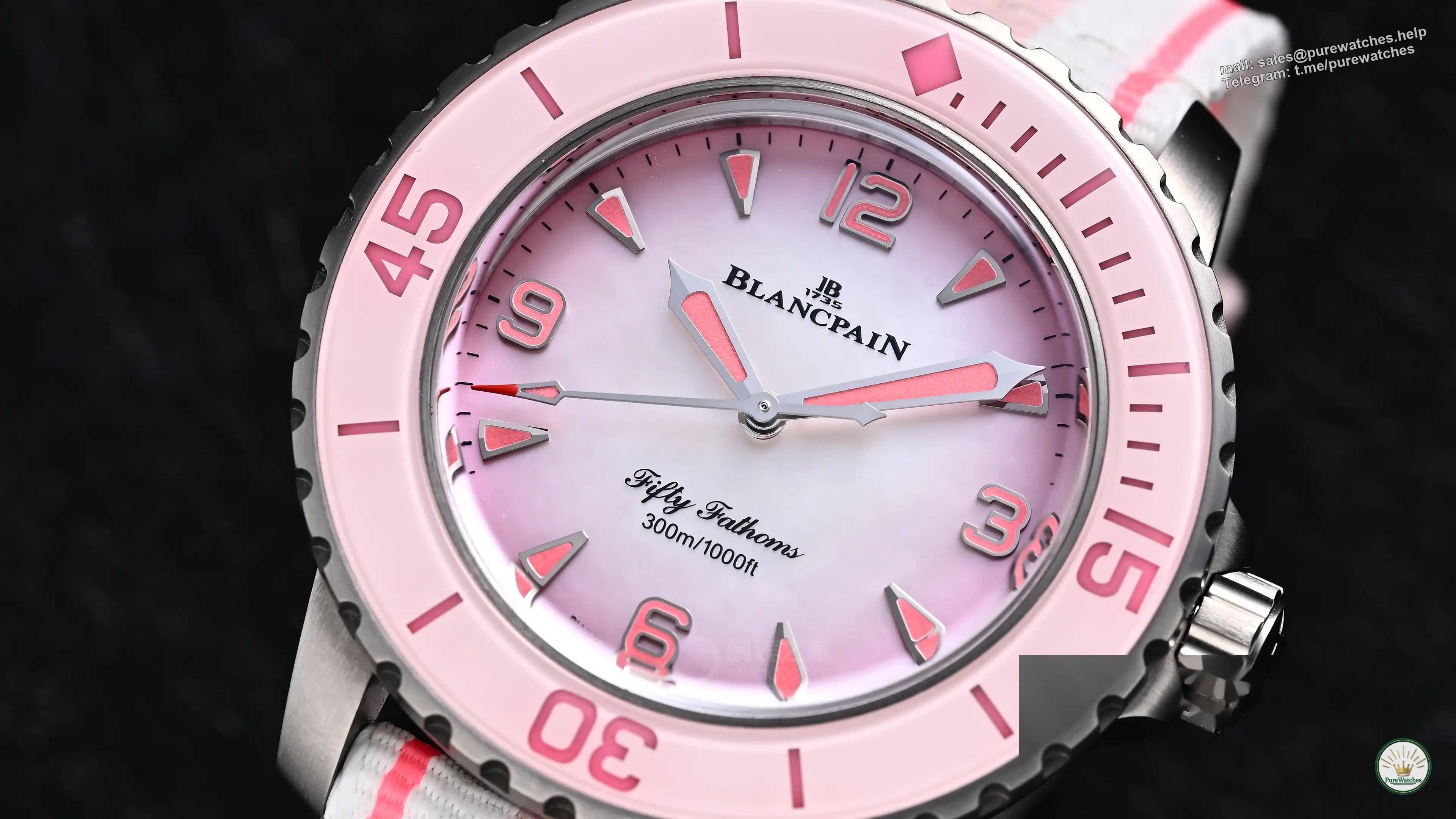 Blancpain Fifty Fathoms comes out in pink! 38mm titanium + gradient mother-of-pearl dial, the diving watch also has a girlish look