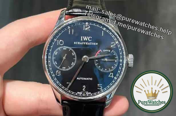 What should I do if my IWC watch fogs up? Master these simple tips to make your watch look brand new!