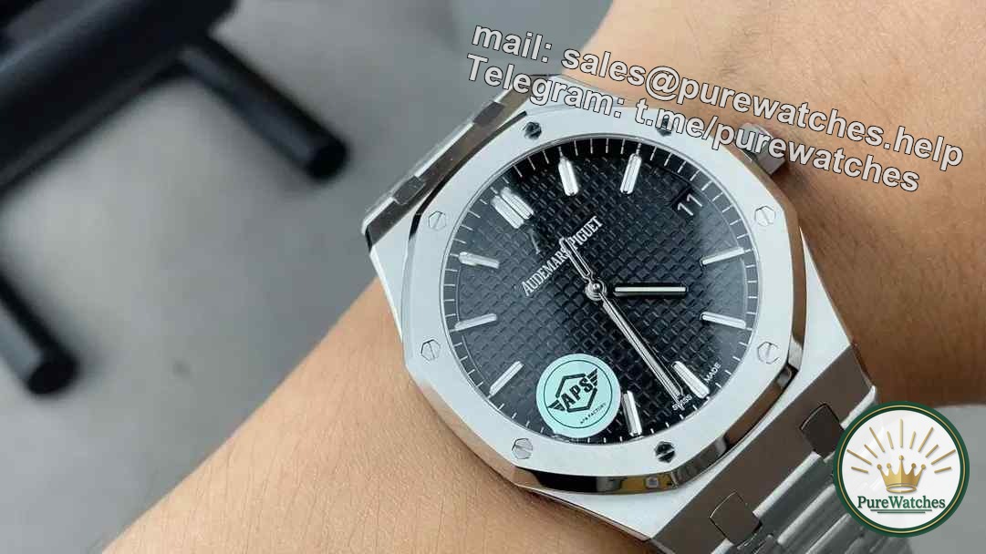 In-depth review of the APS factory V3 version of the Audemars Piguet 15500 replica watch, who is better than the ZF factory?