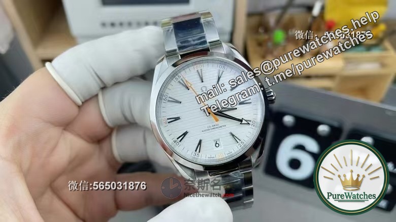 How can a novice identify whether the VS factory Omega Seamaster 150 series Bumblebee replica watch is the correct version?