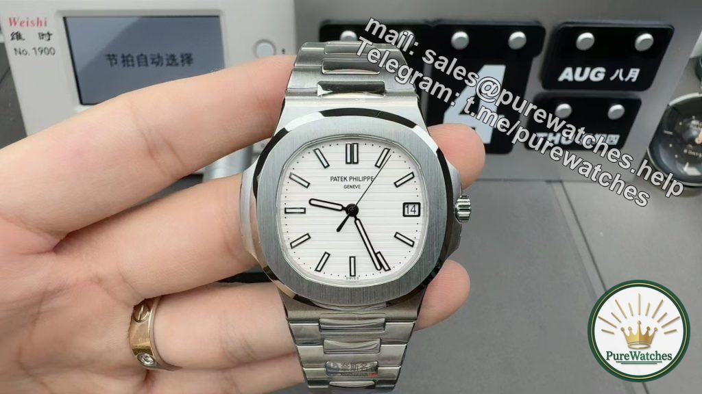 3K factory replica Patek Philippe Nautilus 5711 white plate steel watch, exquisite craftsmanship reproduces luxury classics